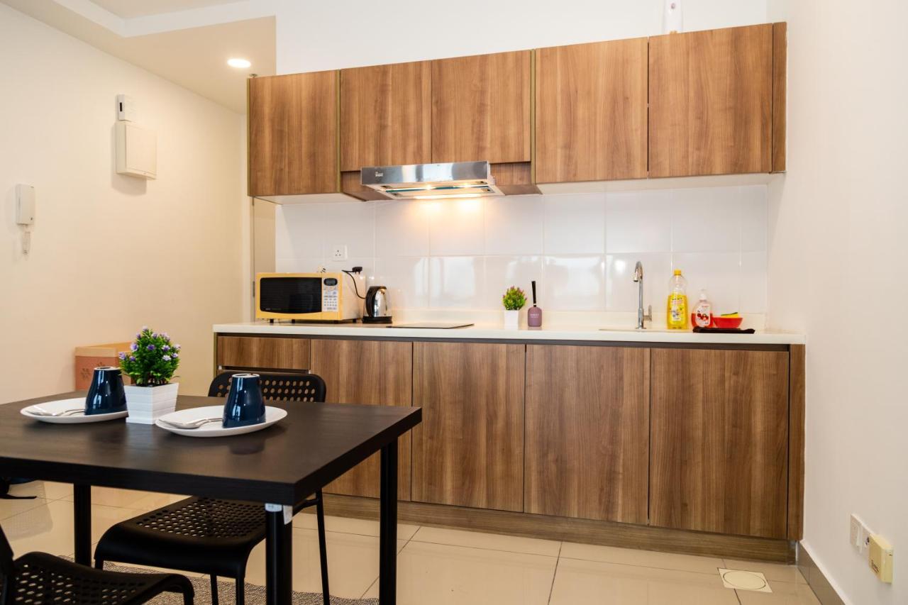 Studio Units At Pacific Tower Near Jaya One By Comfyasia Петалинг Джая Екстериор снимка