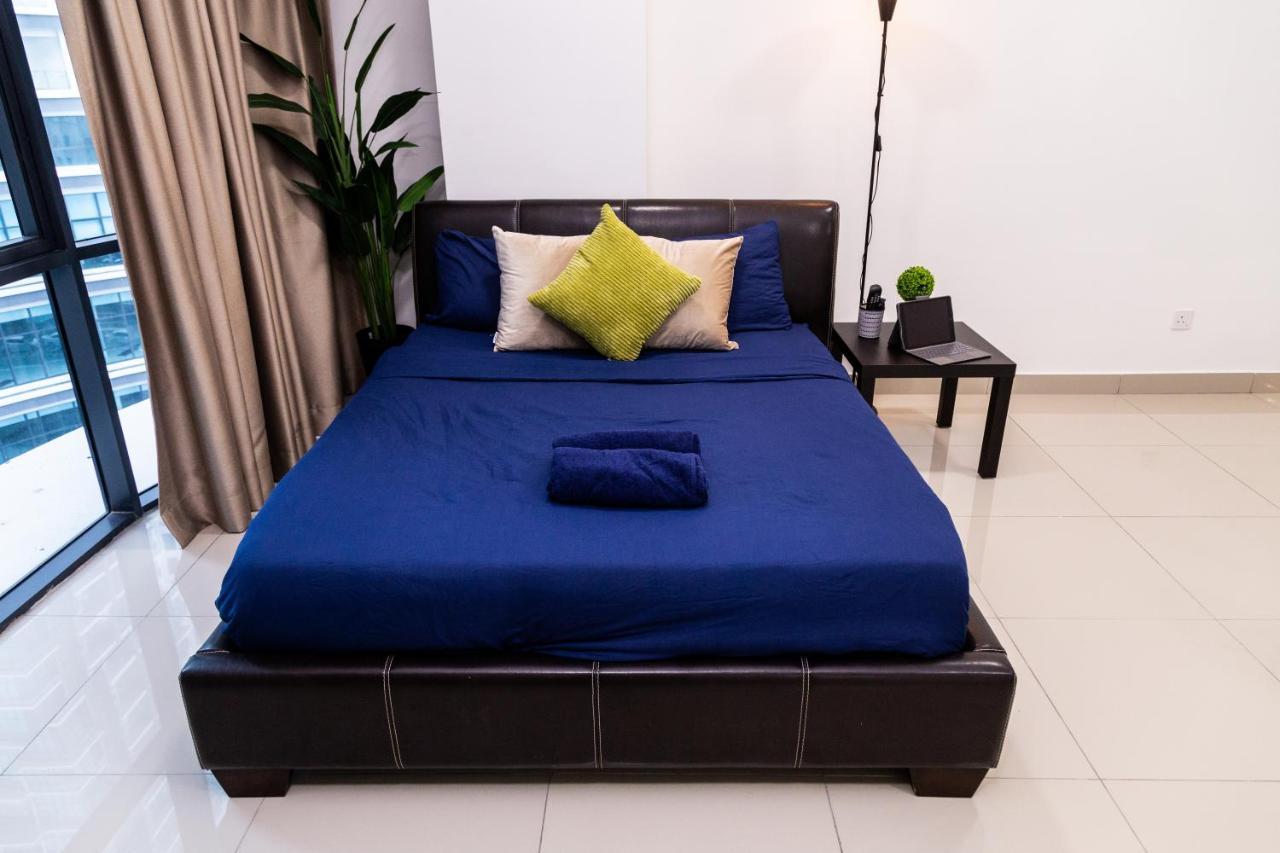 Studio Units At Pacific Tower Near Jaya One By Comfyasia Петалинг Джая Екстериор снимка