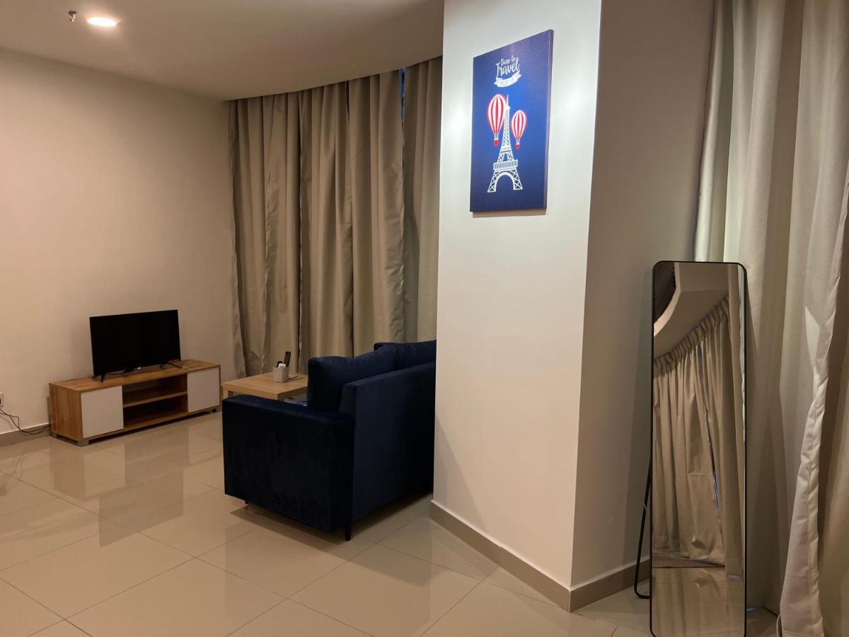 Studio Units At Pacific Tower Near Jaya One By Comfyasia Петалинг Джая Екстериор снимка