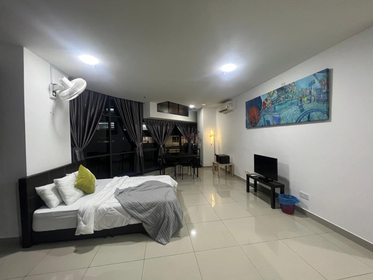 Studio Units At Pacific Tower Near Jaya One By Comfyasia Петалинг Джая Екстериор снимка