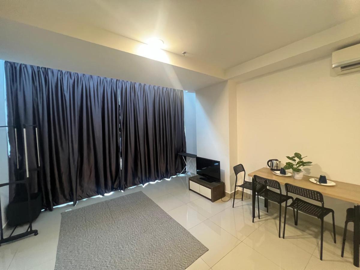 Studio Units At Pacific Tower Near Jaya One By Comfyasia Петалинг Джая Екстериор снимка