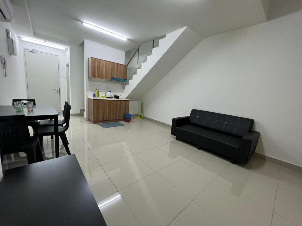 Studio Units At Pacific Tower Near Jaya One By Comfyasia Петалинг Джая Екстериор снимка