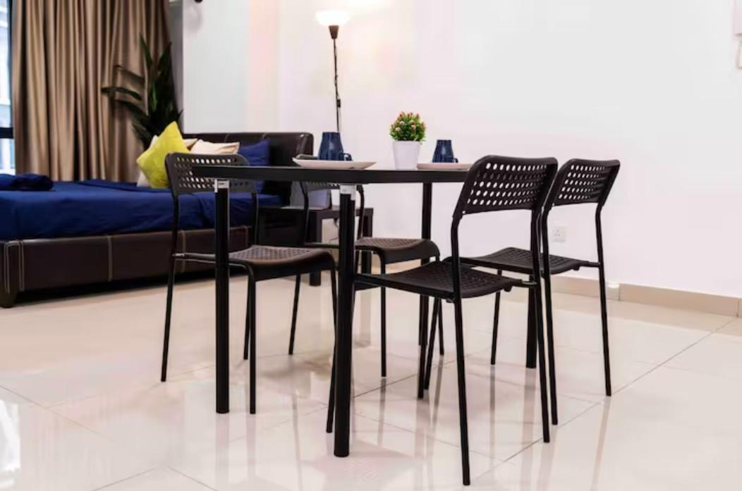 Studio Units At Pacific Tower Near Jaya One By Comfyasia Петалинг Джая Екстериор снимка